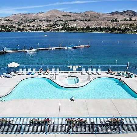Chelan Resort Waterfront Townhouse ภายนอก รูปภาพ
